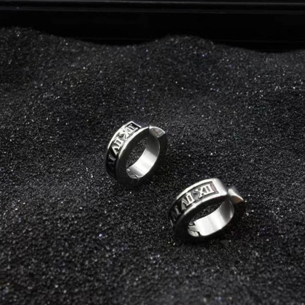Men Accessories Look - 1 pasang klip telinga angka Romawi