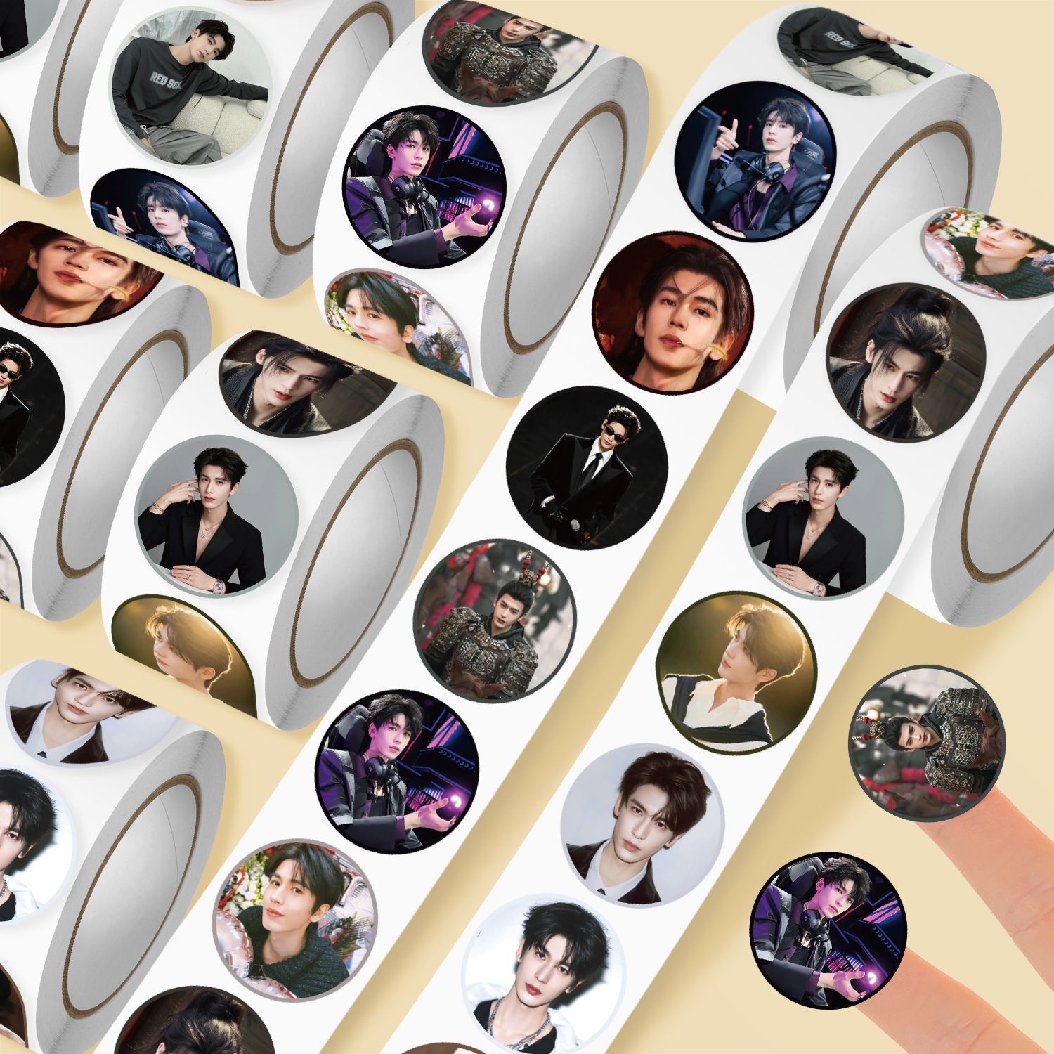 2000 stiker cosplay Zhang Ling - Men Accessories Look ulasan dan harga
